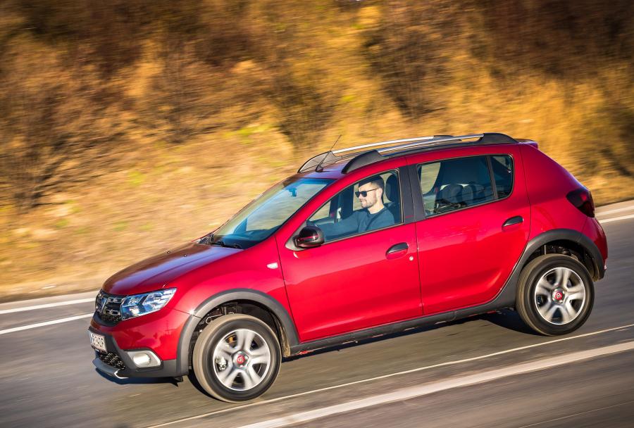  Dacia Sandero Stepway Charisma 2019 года  (фото 8 из 24)